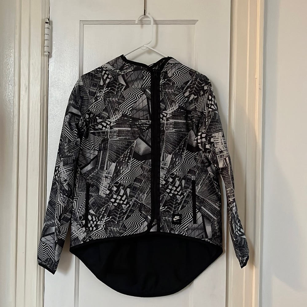 Nike NYC Fall Windbreaker Cape